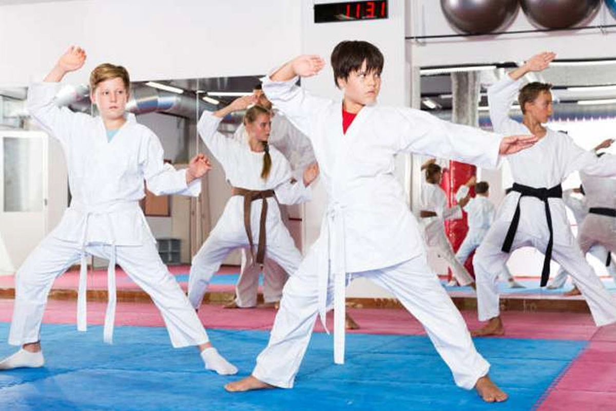 Loveless Academy of Karate & Kobudo, martial arts students in defensive positions